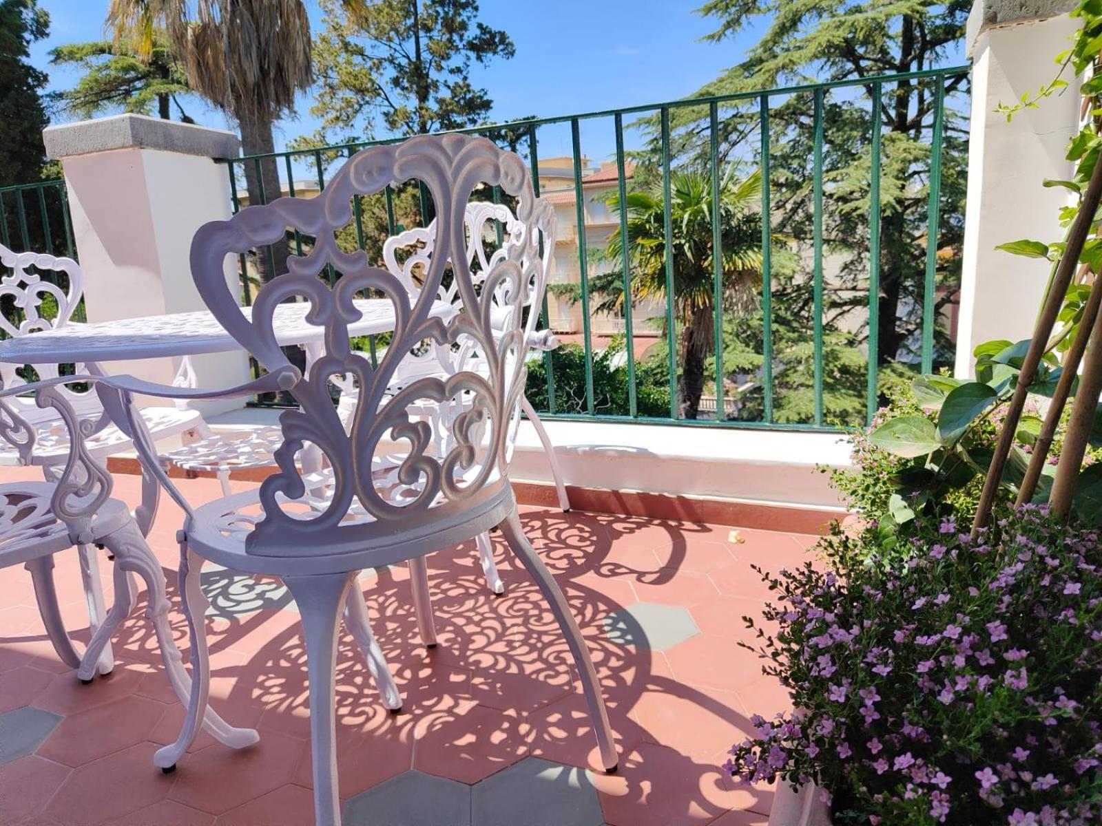 Hotel Casa Enzina Sorrent Exterior foto